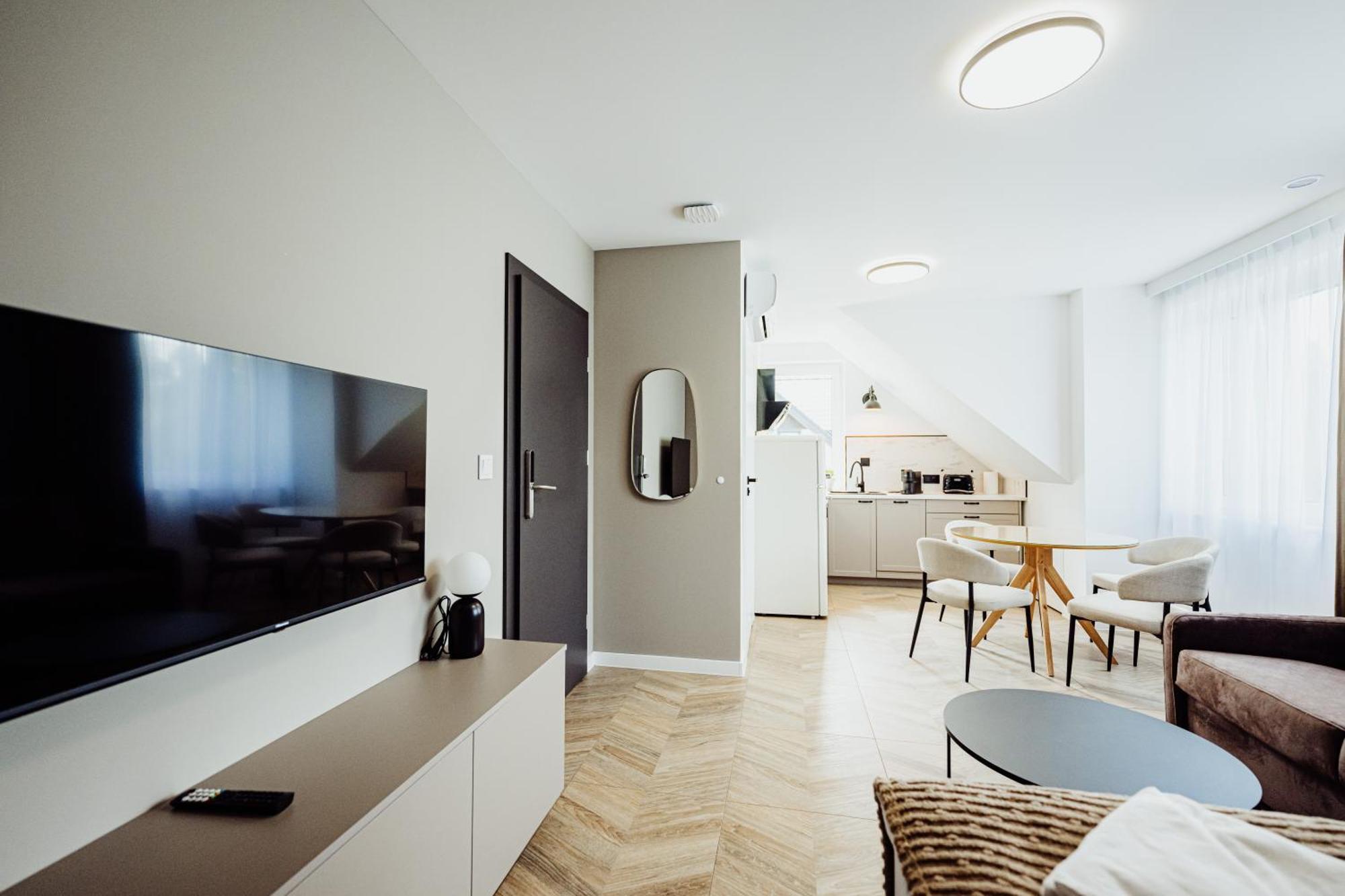 פודגוז'ין Cristalview Stay&Relax - Nowopowstale Luksusowe Apartamenty Przyjazne Dla Rodzin - Zwierzeta Akceptowane מראה חיצוני תמונה
