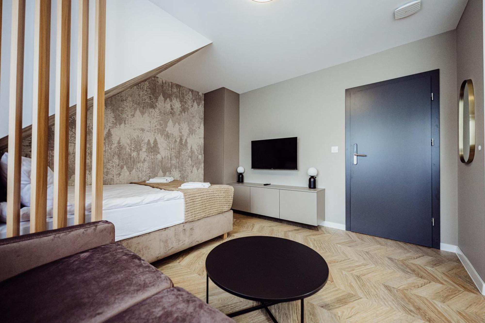 פודגוז'ין Cristalview Stay&Relax - Nowopowstale Luksusowe Apartamenty Przyjazne Dla Rodzin - Zwierzeta Akceptowane מראה חיצוני תמונה