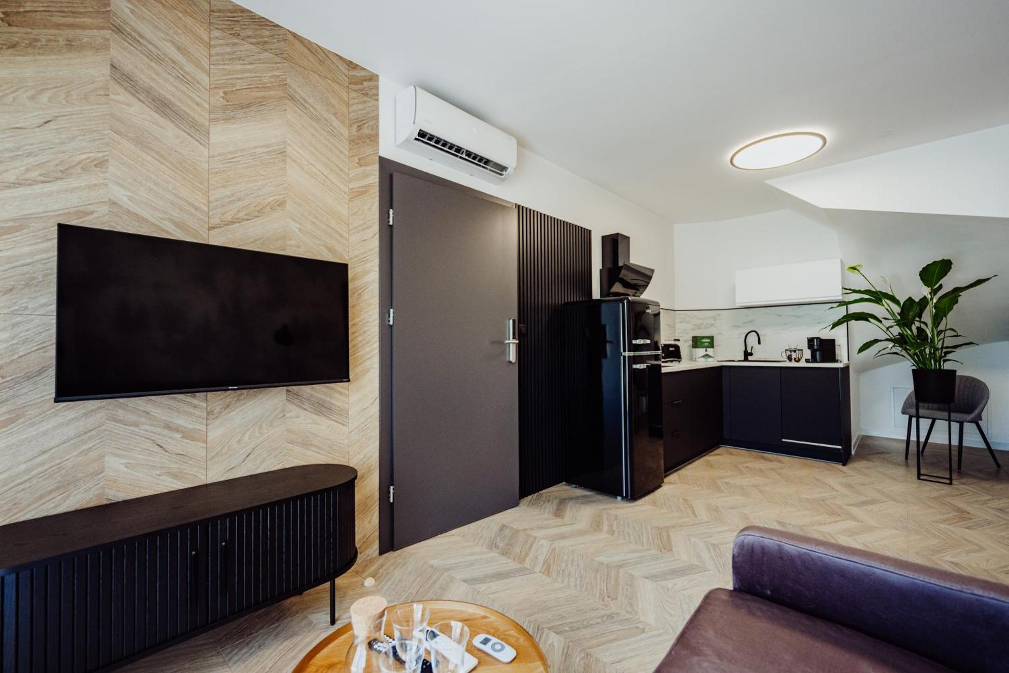פודגוז'ין Cristalview Stay&Relax - Nowopowstale Luksusowe Apartamenty Przyjazne Dla Rodzin - Zwierzeta Akceptowane מראה חיצוני תמונה